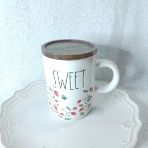 NWOT Rae Dunn SWEET Strawberry Butterfly Garden Ceramic Mug with Cover